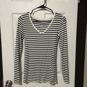 Casual long sleeve. Barely worn.